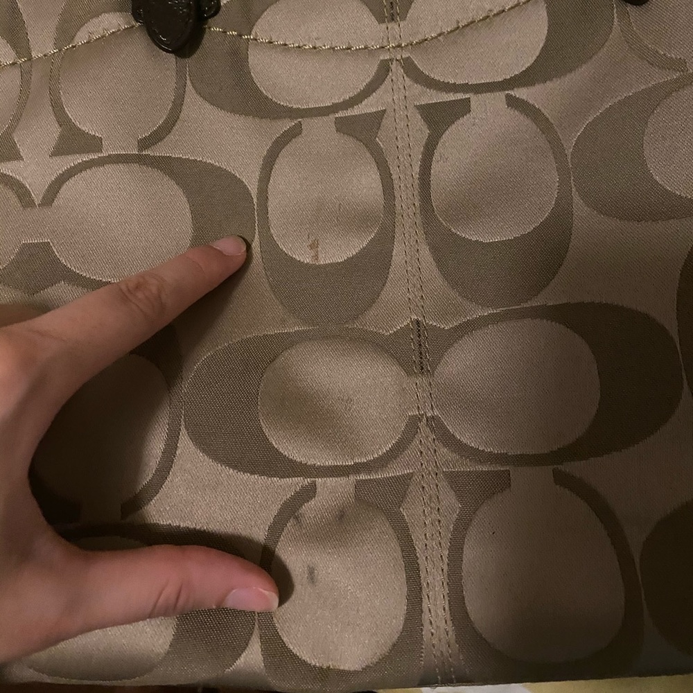 Coach Handbag - Picture 3 of 7